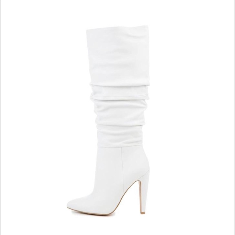 Steve Madden Carrie 105 Women's White Boots size 6
